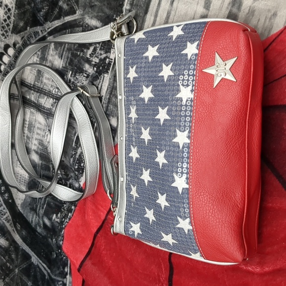 Miss Me Handbags - Miss Me star purse